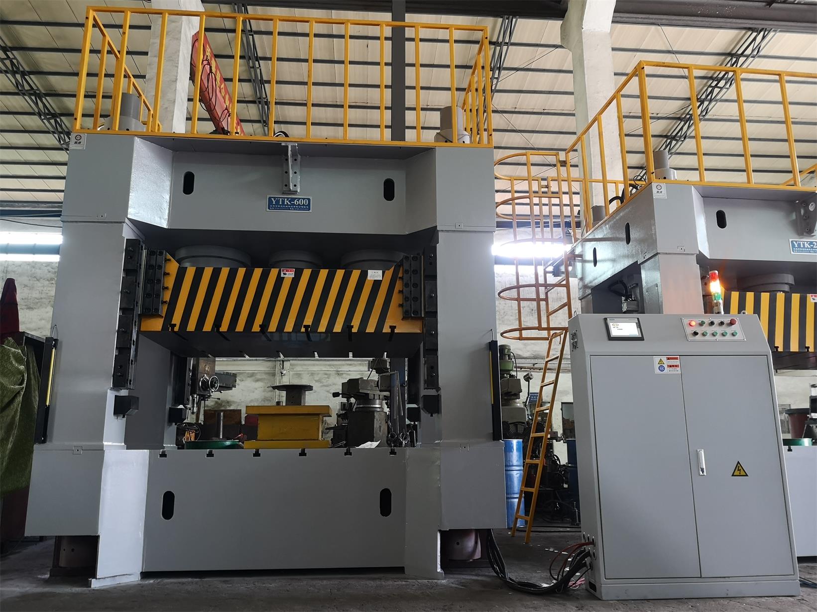 YT-LM Series 600 Ton H Frame Hydraulic Press